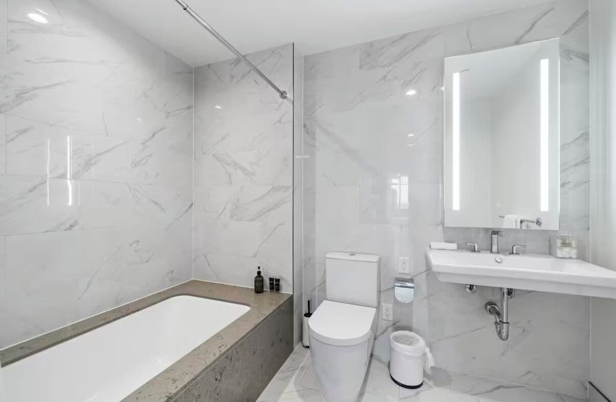 Handdoeken, zeep, shampoo, toiletpapier