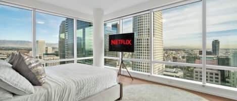 2 bedrooms, desk, free WiFi, bed sheets