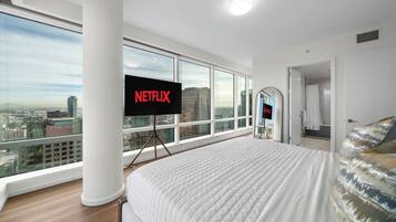 2 bedrooms, desk, free WiFi, bed sheets
