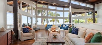 "Tidepool Getaway" | Large Oceanfront Estate