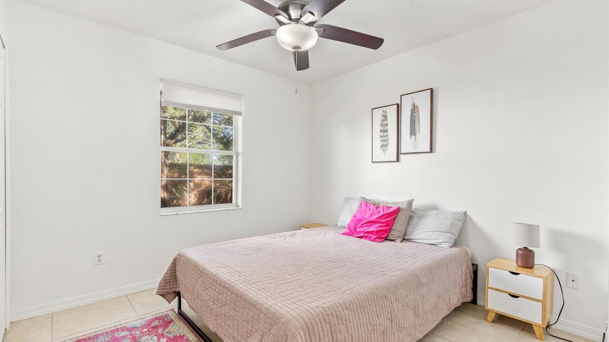 Photo 22 of Private Rooftop 5 Minutes to the Beach & DownTown