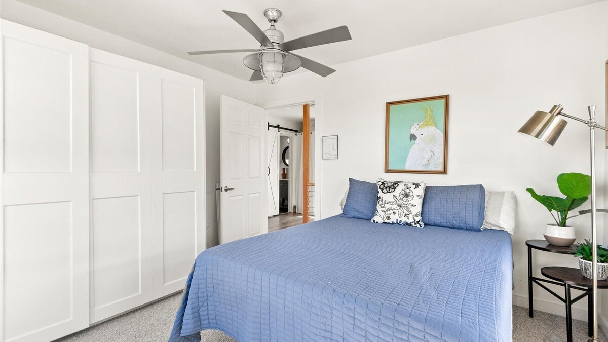 Photo 20 of Private Rooftop 5 Minutes to the Beach & DownTown
