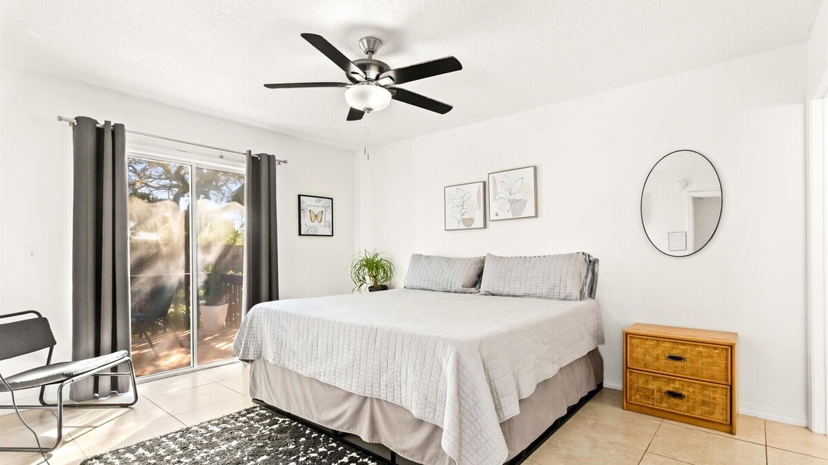 Photo 25 of Private Rooftop 5 Minutes to the Beach & DownTown
