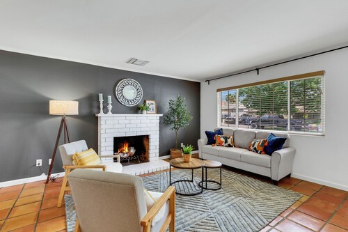 Beautiful Santa Clarita Oasis