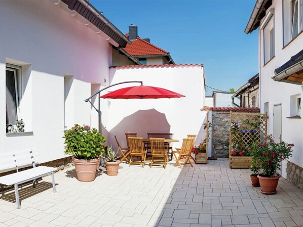 House | Outdoor dining - Holiday Home Near the Forest in Thale (Thale)
