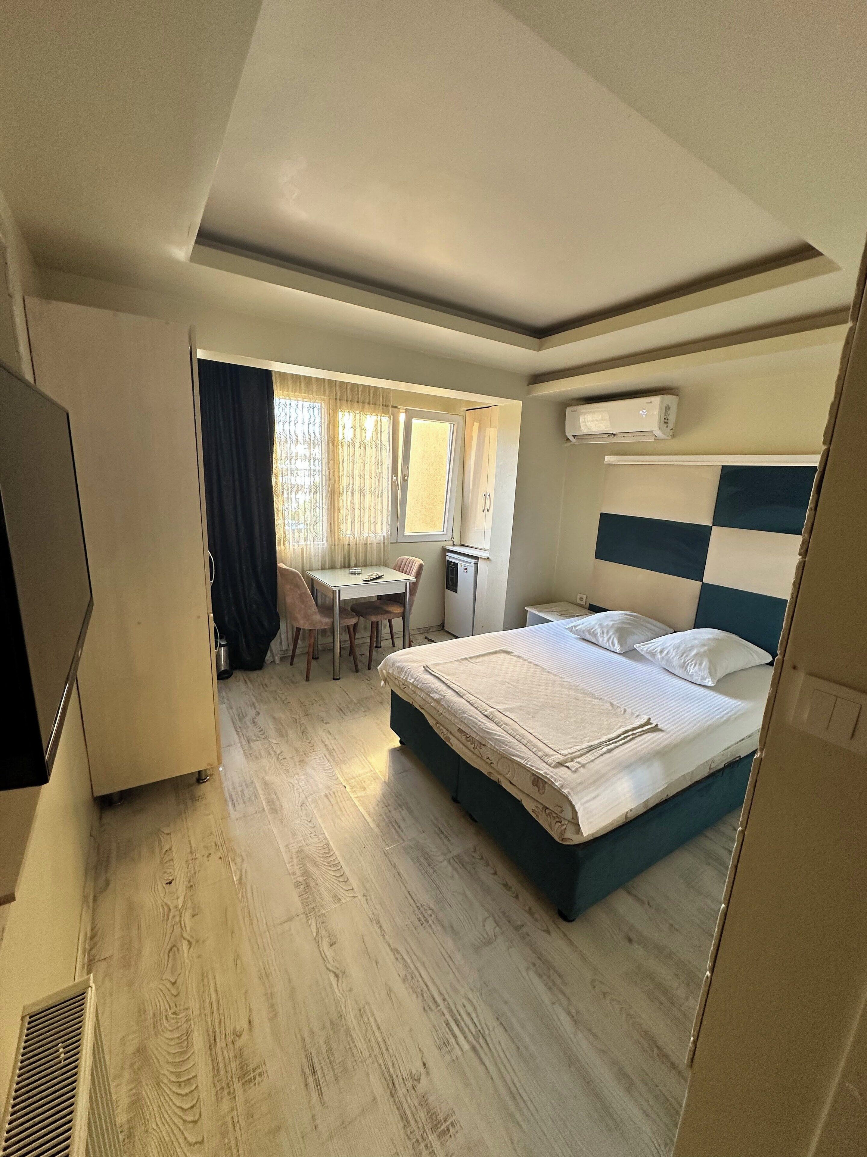 Classic Apartment, Garden View | 1 bedroom, desk, free WiFi