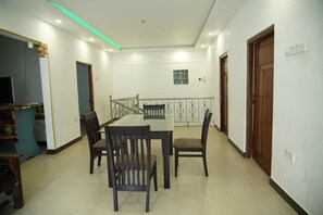 Khu phòng khách