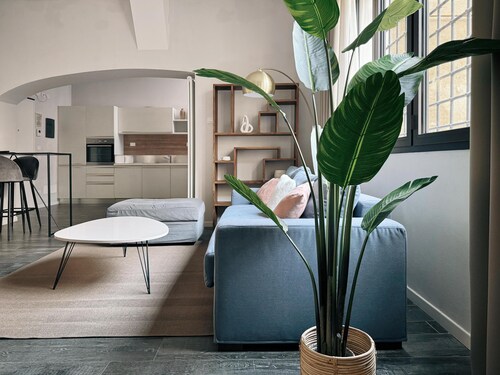 Tristano e Isotta: Bright Three-room 6 Adults
