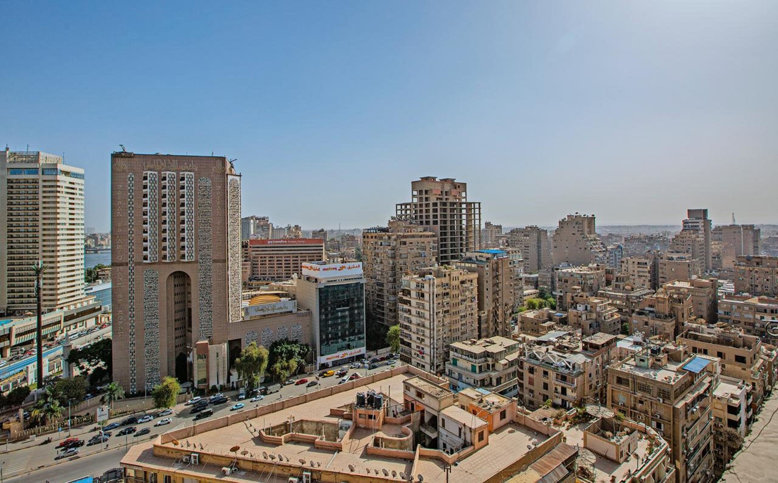 المنشأة من الخارج