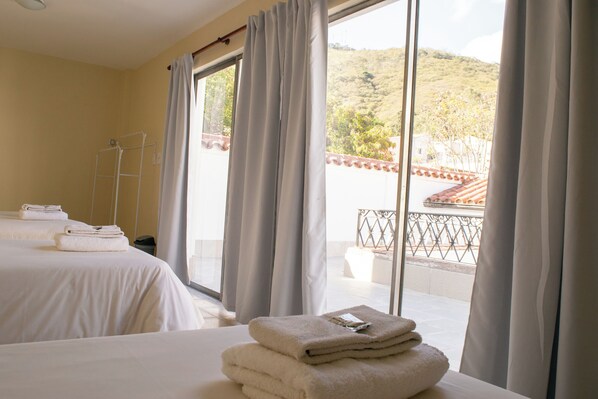 Wi-Fi gratuit, draps fournis