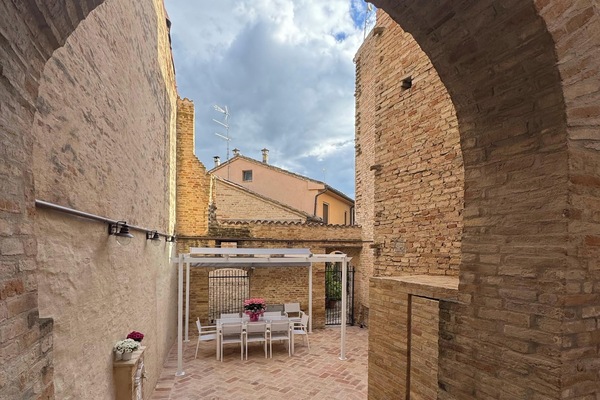Comfort Double Room, Courtyard View | Terrace/patio