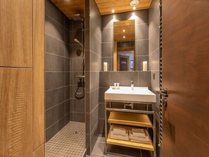 Bathroom - Cozy Chalet-style Flat (Les Belleville)