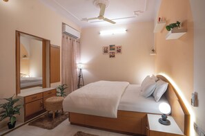 2 室のベッドルーム、アイロン / アイロン台、WiFi、ベッドシーツ