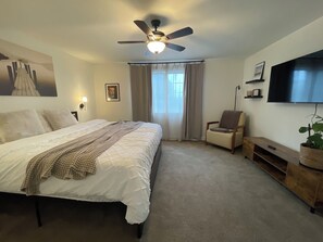 4 bedrooms, iron/ironing board, free WiFi, bed sheets