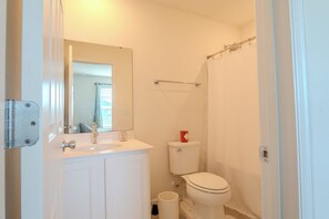 Handtücher, Seife, Toilettenpapier