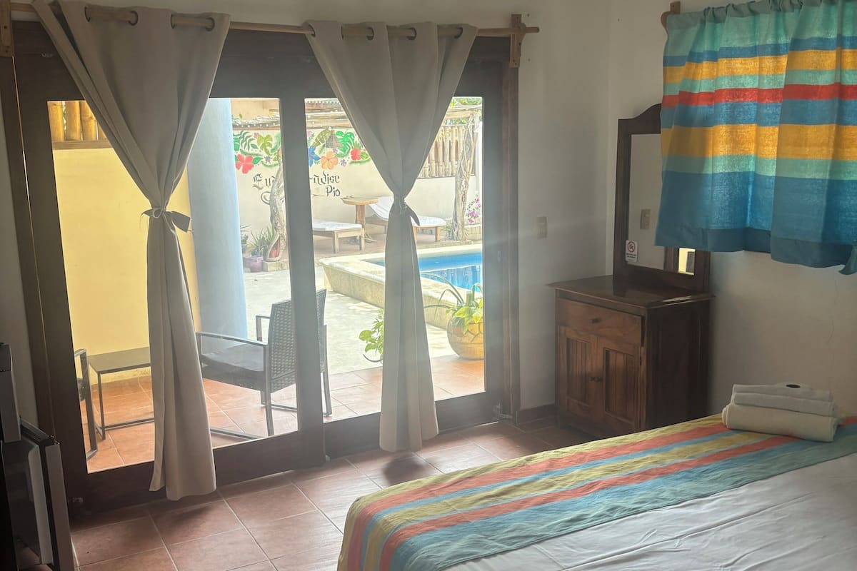 Deluxe Double Room Single Use, Pool View