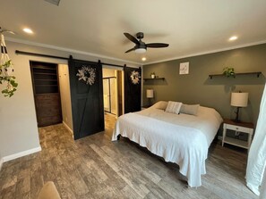 3 bedrooms, desk, iron/ironing board, travel cot - Fun Family-Friendly Summer Home- 3BR, Backyard play, 5 min. to beach (Arroyo Grande)