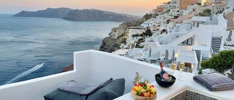 Honeymoon Suite, 2 Bedrooms, Sea View | Terrace/patio