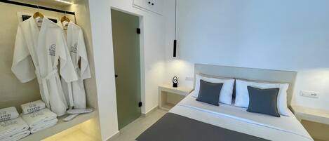 Suite Lune de Miel, 2 chambres, vue mer | 2 chambres, literie de qualité supérieure, matelas mémoire de forme