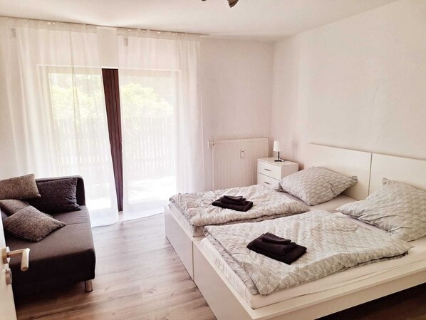 2 quartos, Wi-Fi de cortesia, roupa de cama