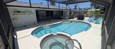 屋外プール、温水プール