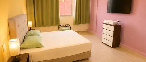 Suite Royal | Ropa de cama de alta calidad, wifi gratis y ropa de cama