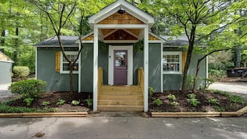 Cottage, en bord de piscine