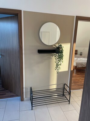 2 Schlafzimmer, Reisekinderbett, WLAN, Bettwäsche