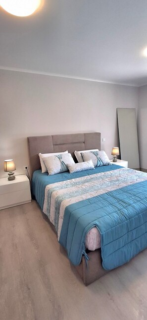 2 soverom, safe på rommet, strykejern/-brett og wi-fi (inkludert)