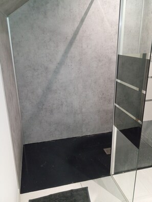 Interior - Chez Alex et Flo F3 cosy and comfortable (Salles-Curan)