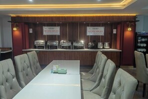 Unclassified image, 5 of 28, button - Erenhot Jingtai Hotel (Erenhot)