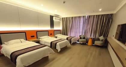 Erenhot Jingtai Hotel