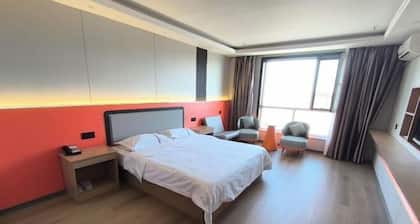 Erenhot Jingtai Hotel