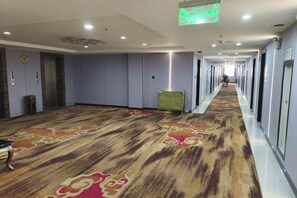 Unclassified image, 3 of 28, button - Erenhot Jingtai Hotel (Erenhot)