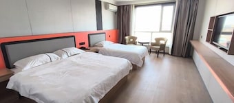 Erenhot Jingtai Hotel