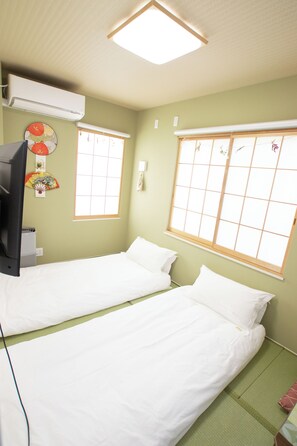 Lejlighed i japansk stil - byudsigt | 1 soveværelse, premium-sengetøj, mørklægningsgardiner