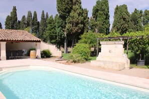Piscina a l'aire lliure