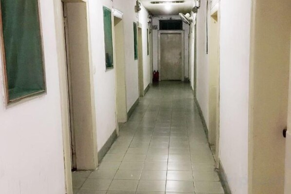 Unclassified image, 1 of 9, button - Shanghai Zhongfa Hostel (Shanghai)