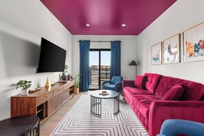 Smart TV, offices
