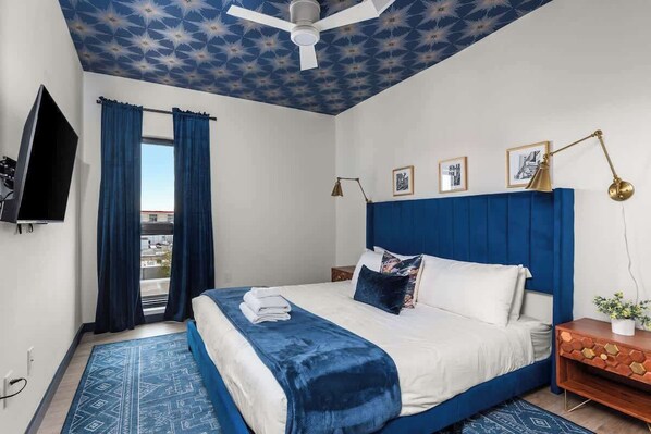 6 bedrooms, iron/ironing board, travel crib, free WiFi