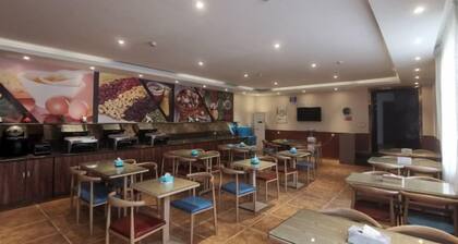Mingyue Business Hotel