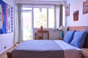 Habitación doble, vista al jardín | Wifi gratis 