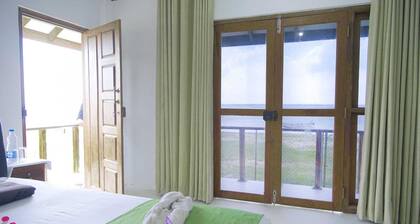 Palm Beach Resort Ceylon