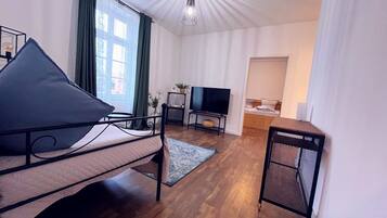 2 Schlafzimmer, Bügeleisen/Bügelbrett, WLAN, Bettwäsche