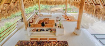 New KeyPöint: Luxury Palomino Beach Höuse!