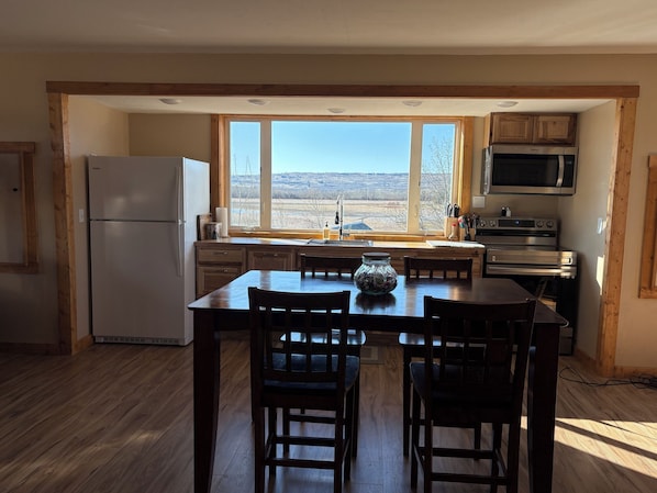 Microwave, oven, stovetop