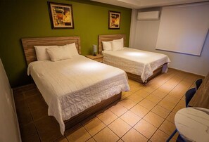 Chambre Double Deluxe, vue jardin | Bureau, espace de travail pour ordinateur portable, Wi-Fi gratuit