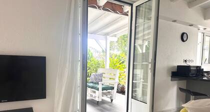 Appartement F2 idéal, proche plage du Souffleur et centre de Port-Louis