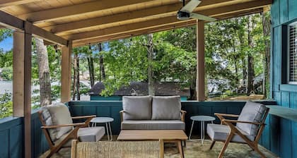 Vintage Smith Lake Retreat!