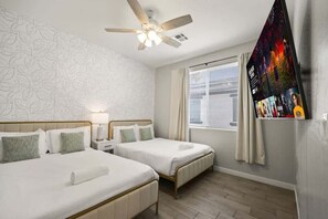 WiFi - 2B2B Free Parking & Premium Beds (Glendale)